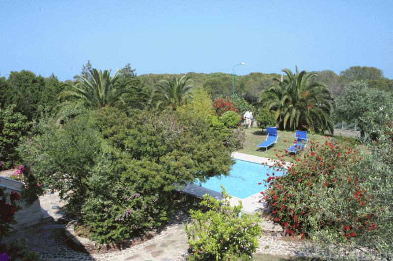 Casetta simpatica con piscina al mare